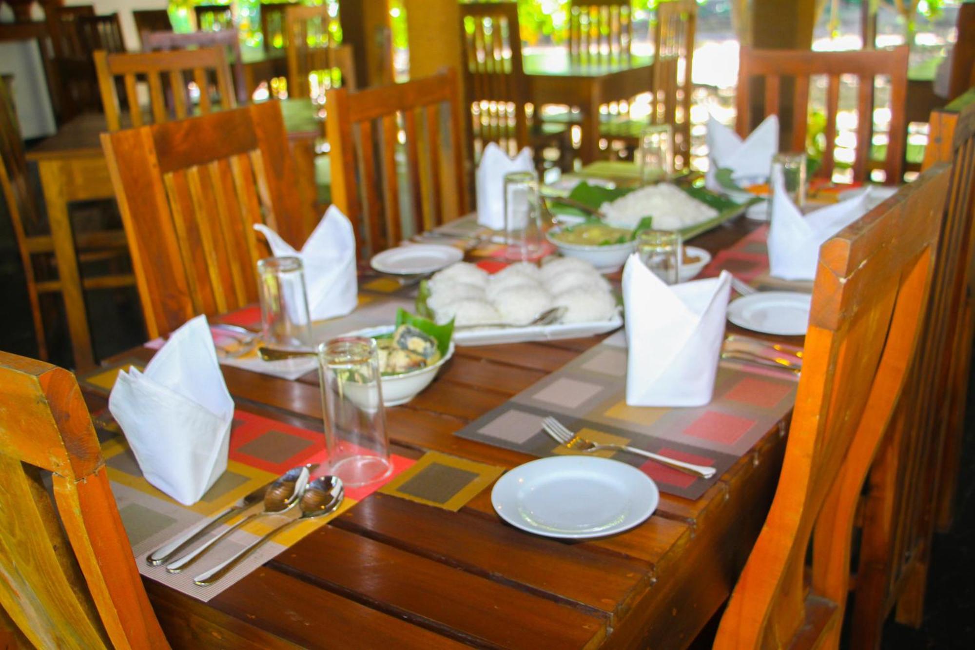 Ceylon Amigos Eco Resort Сигирия Экстерьер фото